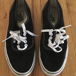 Women’s Black Vans Size 8.5